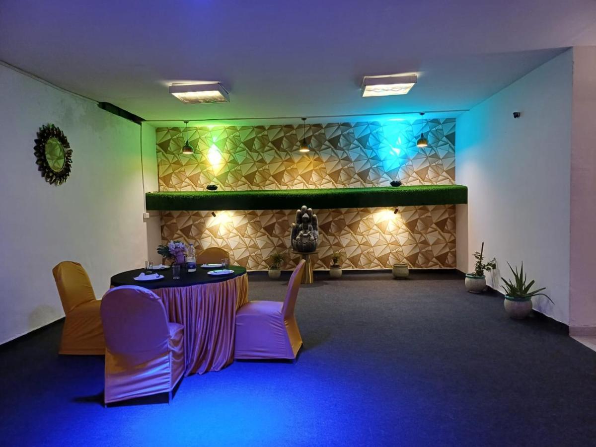 Hotel Elite Sector 45 I Gurgaon Central I Couple Friendly Εξωτερικό φωτογραφία