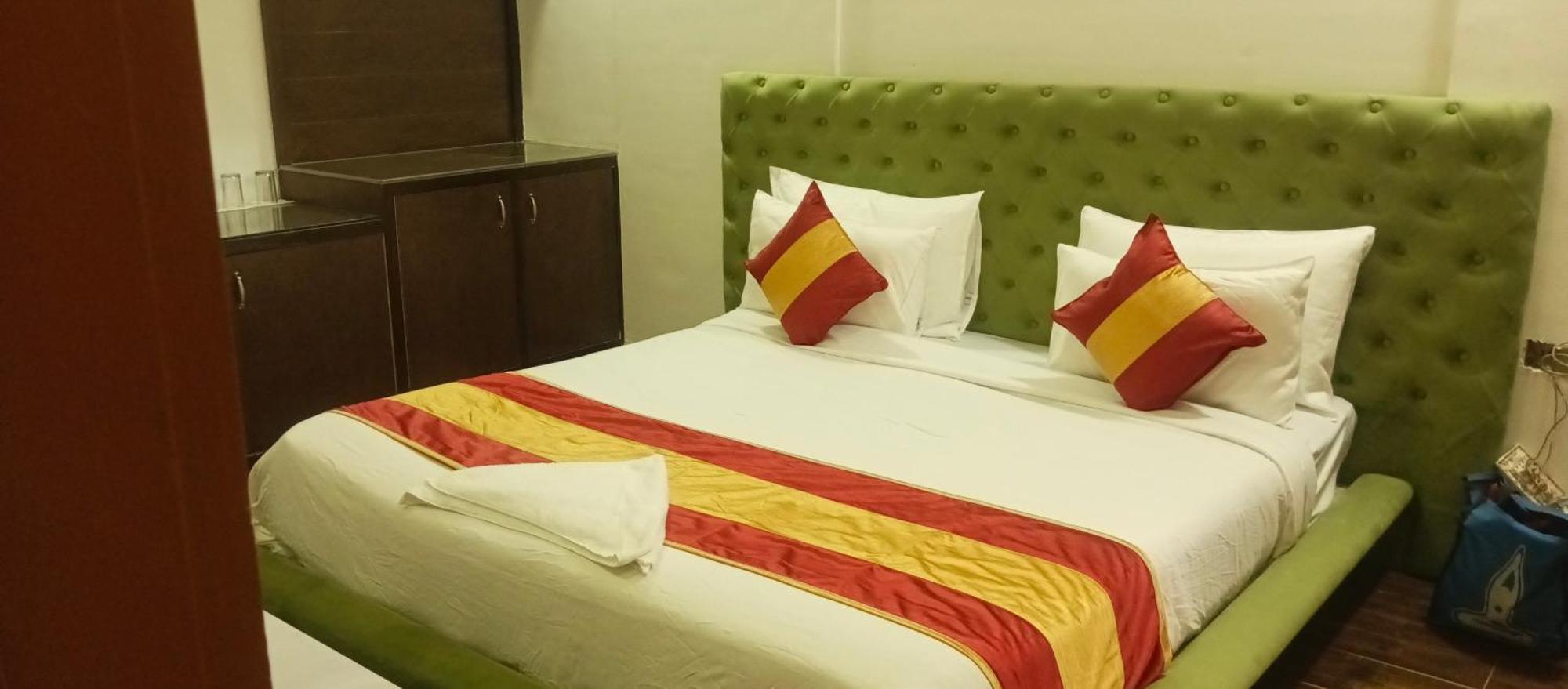 Hotel Elite Sector 45 I Gurgaon Central I Couple Friendly Εξωτερικό φωτογραφία