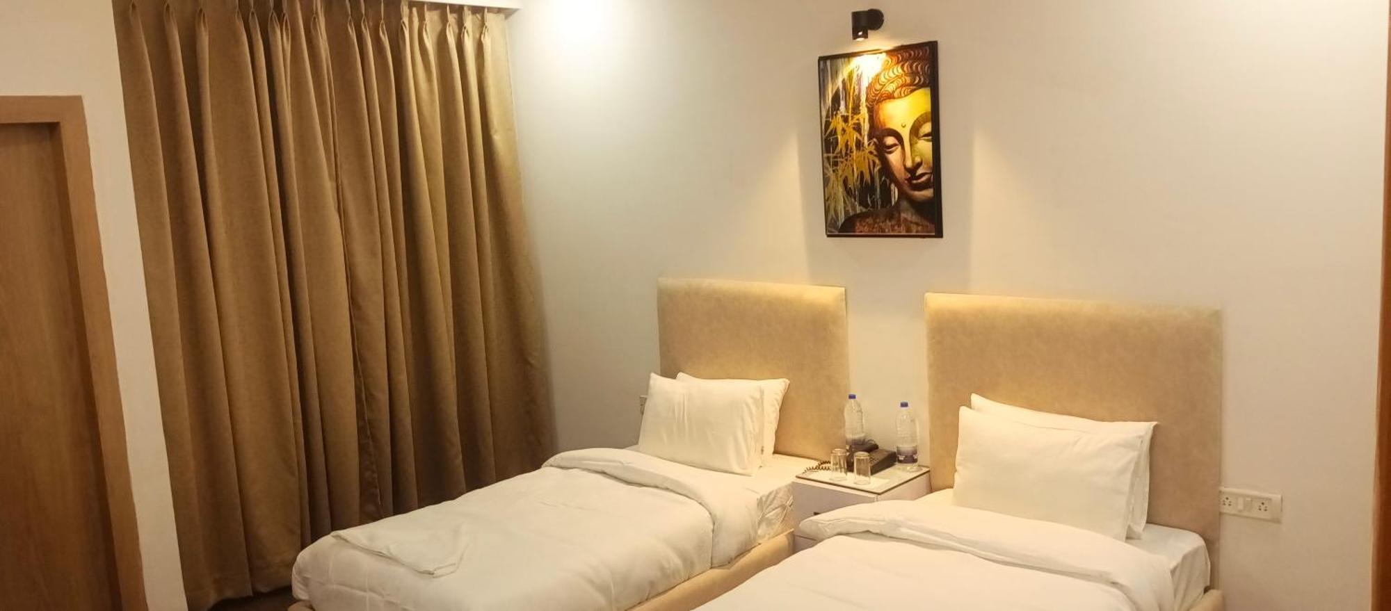 Hotel Elite Sector 45 I Gurgaon Central I Couple Friendly Εξωτερικό φωτογραφία