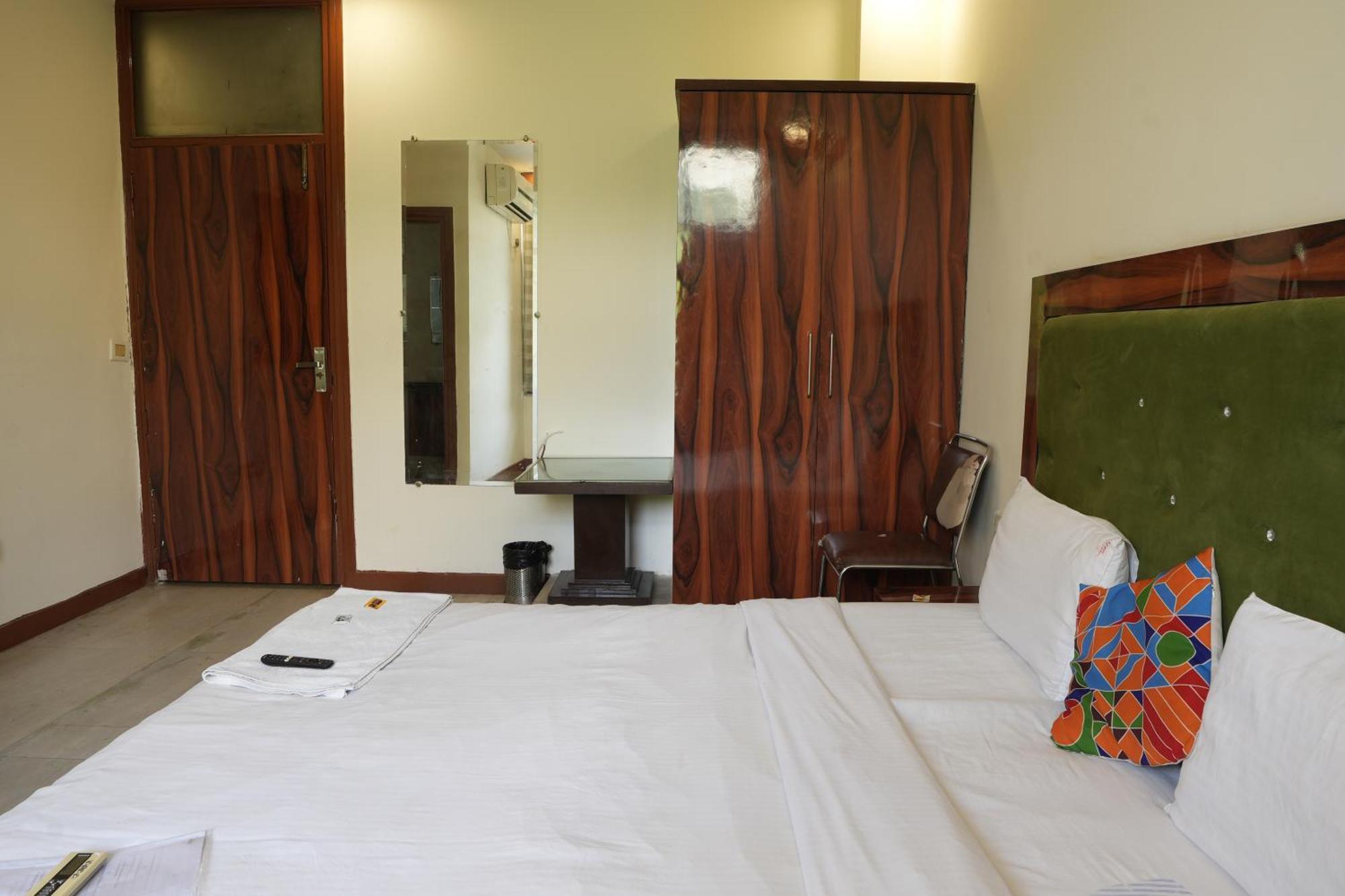 Hotel Elite Sector 45 I Gurgaon Central I Couple Friendly Εξωτερικό φωτογραφία