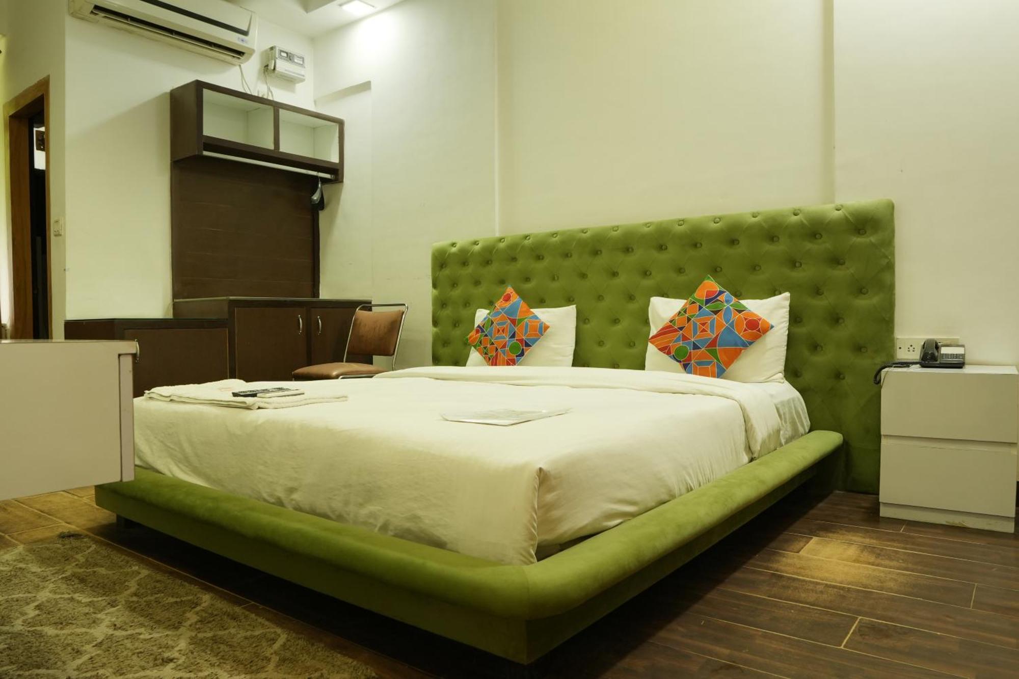 Hotel Elite Sector 45 I Gurgaon Central I Couple Friendly Εξωτερικό φωτογραφία