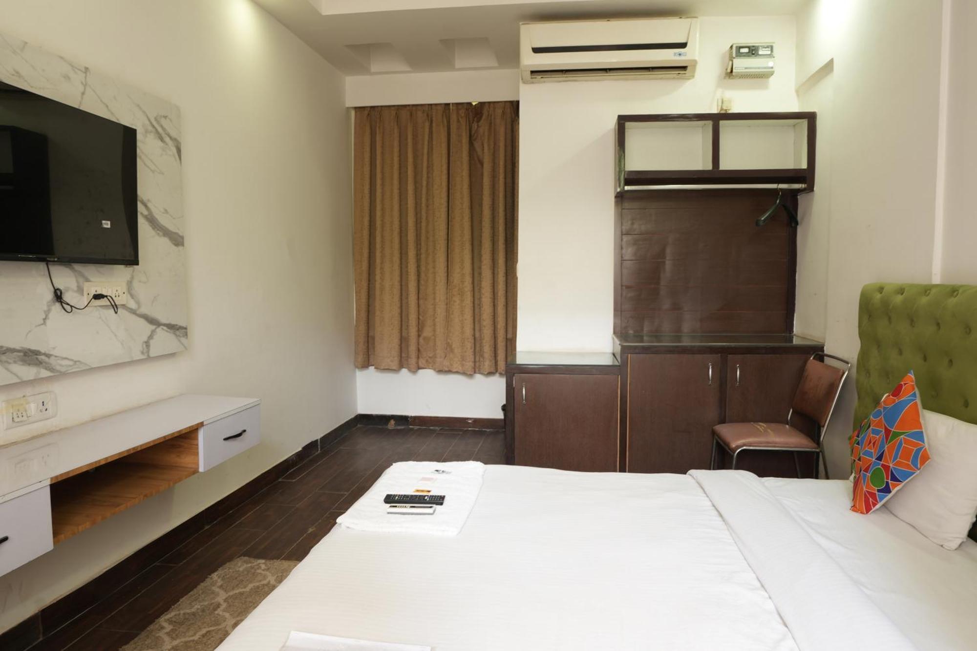 Hotel Elite Sector 45 I Gurgaon Central I Couple Friendly Εξωτερικό φωτογραφία