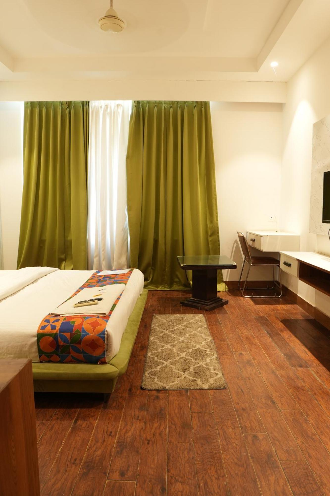 Hotel Elite Sector 45 I Gurgaon Central I Couple Friendly Εξωτερικό φωτογραφία