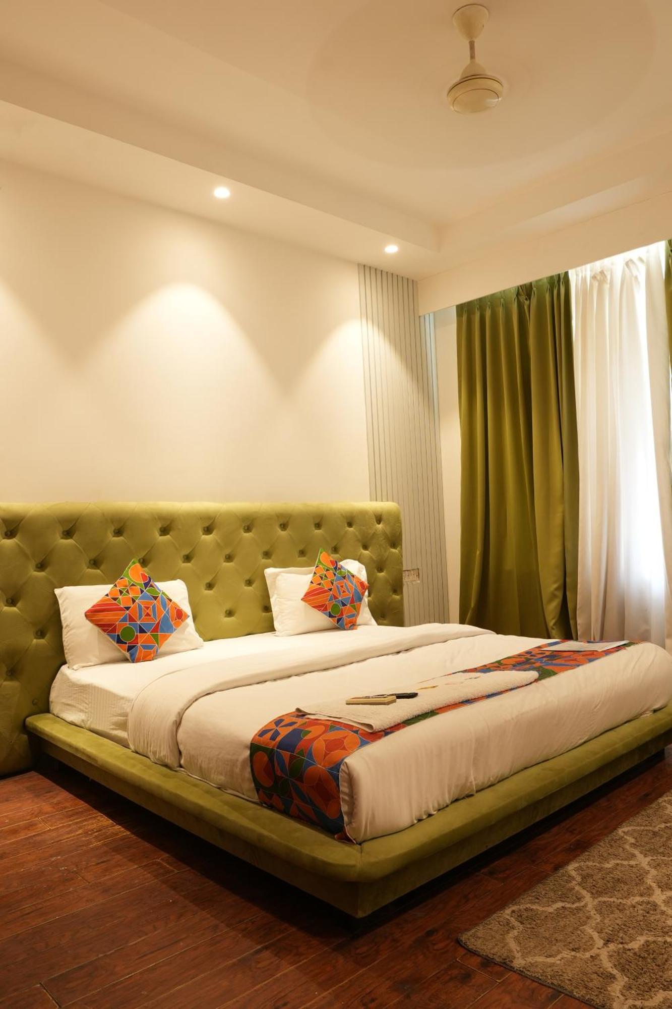 Hotel Elite Sector 45 I Gurgaon Central I Couple Friendly Εξωτερικό φωτογραφία